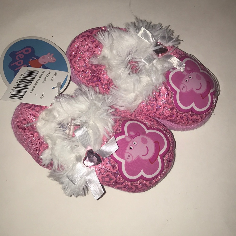 Toddler girl Peppa Pig slippers Size 7